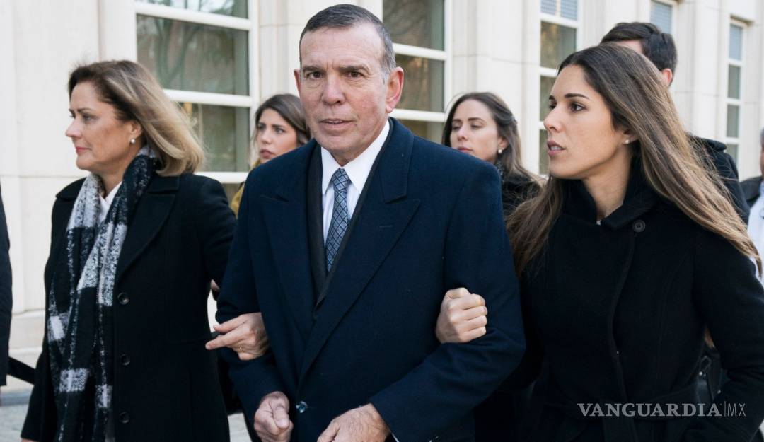 FIFA suspende de por vida a Juan Ángel Napout por corrupción