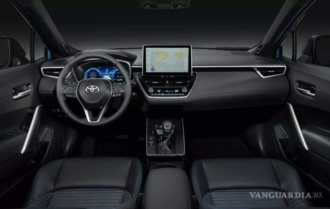 $!El Corolla Cross 2026 estrena frontal, nueva pantalla táctil y mejoras en conectividad sin alterar su mecánica
