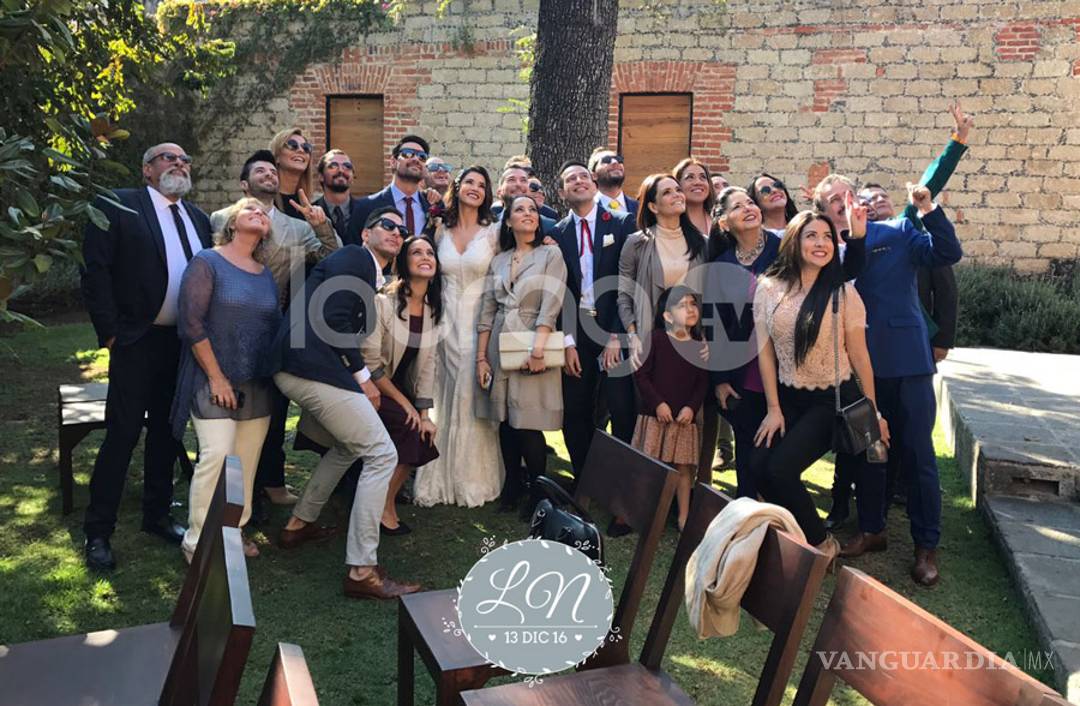 $!¡Me acabo de casar! : Laura G comparte su íntima boda con Nazareno Pérez