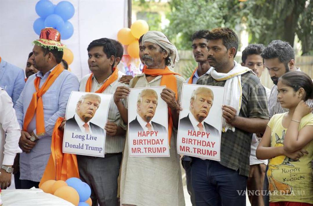 $!Extrema derecha india celebra cumpleaños del "salvador de la humanidad”, Trump