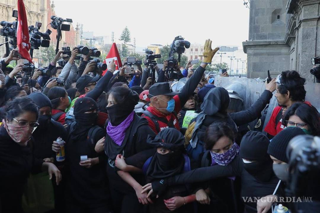 $!Feministas con ira, dolor y frustración mira estas imágenes