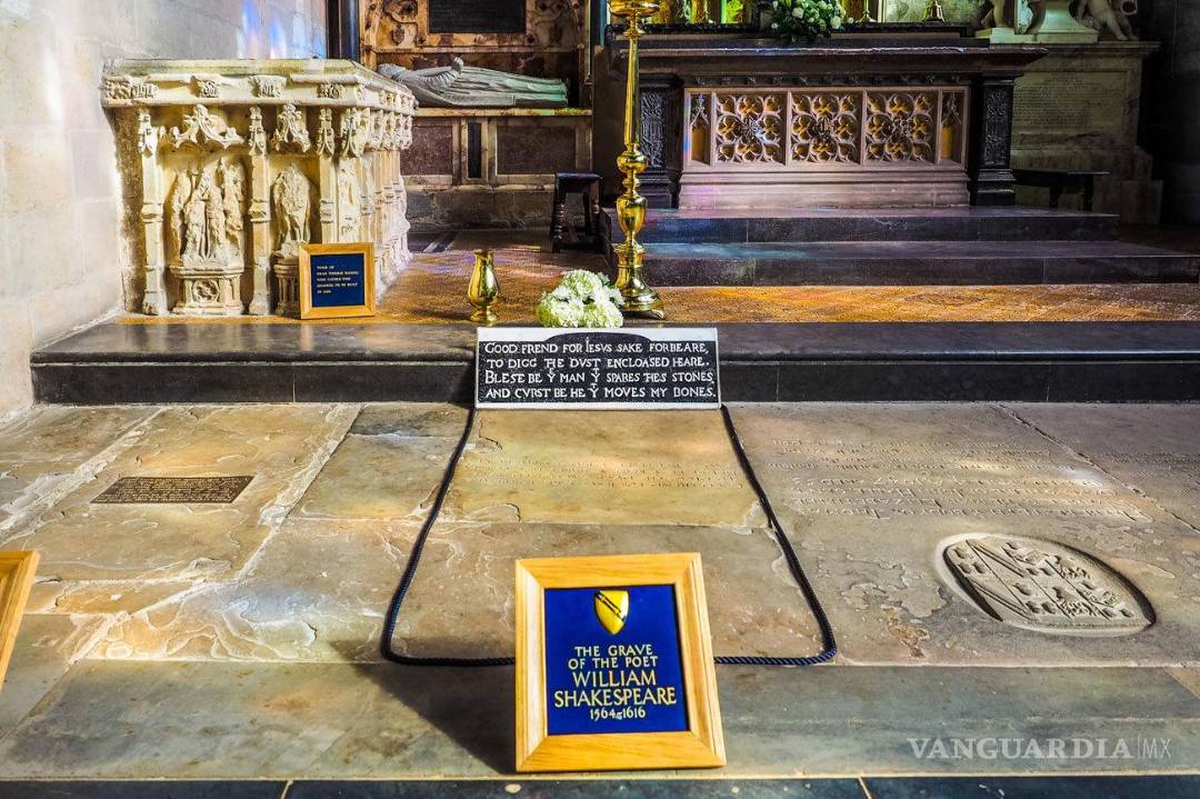 $!La tumba de Shakespeare (Cementerio de la Santísima Trinidad, Stratford-upon-Avon)