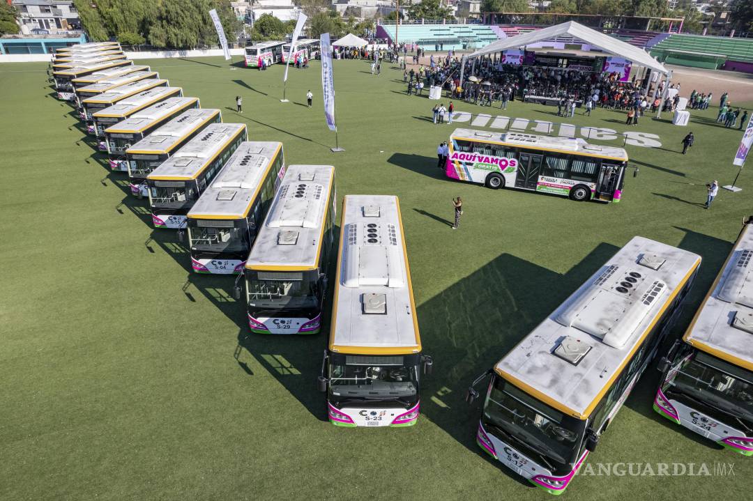 $!El alcalde Javier Díaz González exhortó a los usuarios a cuidar las unidades y advirtió sanciones en caso de daños.