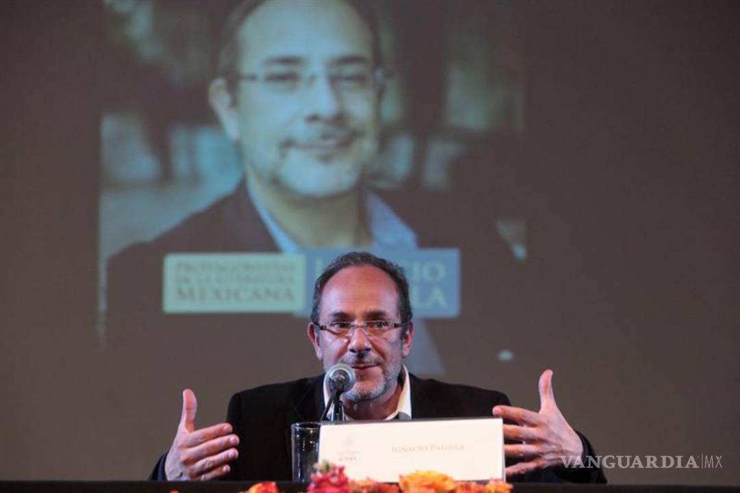 $!Reconocen a Ignacio Padilla como un actor esencial de la literatura mexicana