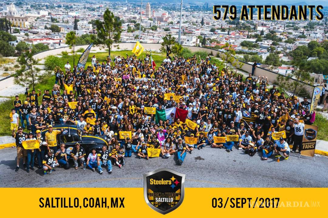 $!Aficionados de los Steelers en Saltillo se alistan para la foto oficial del World Photo Day 2025.