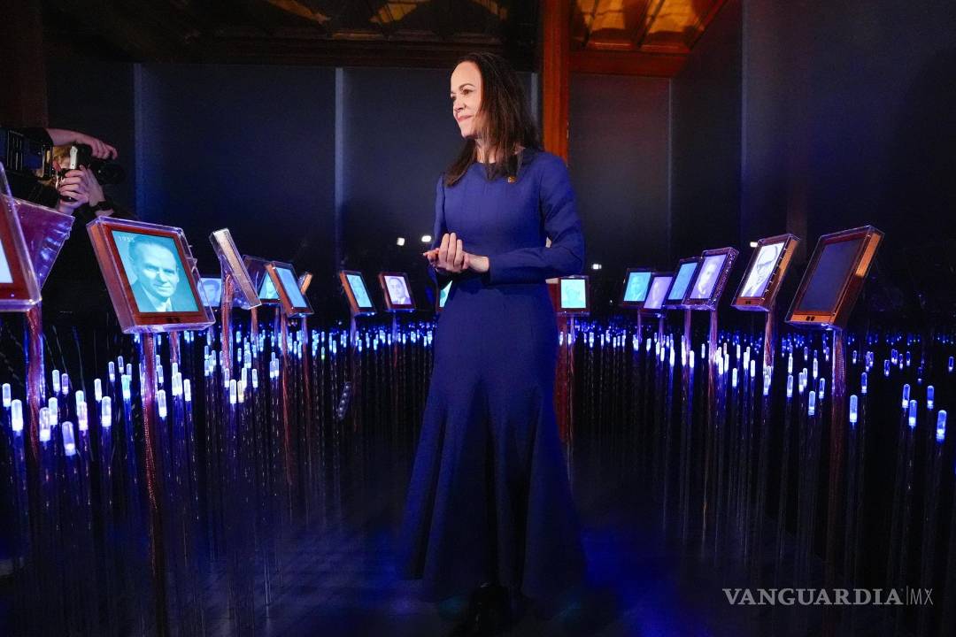 $!La opositora venezolana María Corina Machado, asiste a la inauguración de la exposición oficial del Premio Nobel de la Paz en el Centro Nobel de la Paz en Oslo.