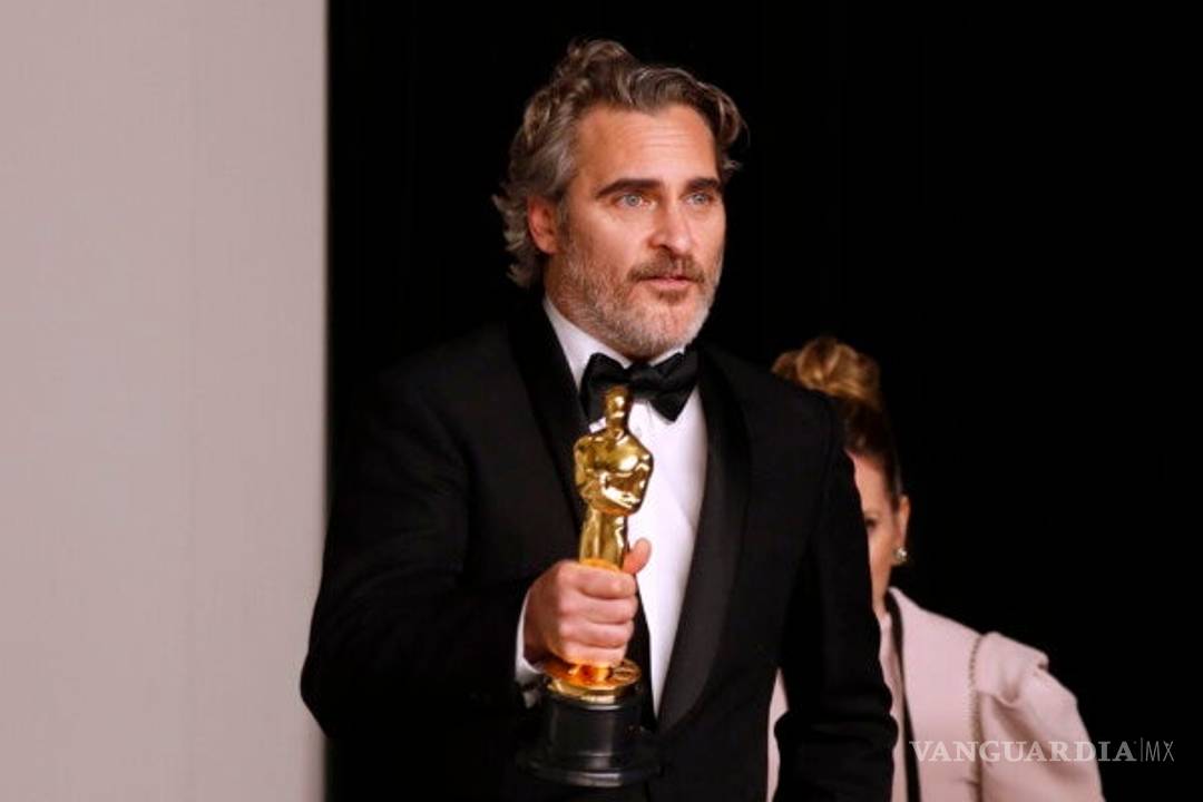 $!Joaquin Phoenix... la trágica historia de su hermano River quien falleció en sus brazos (video)