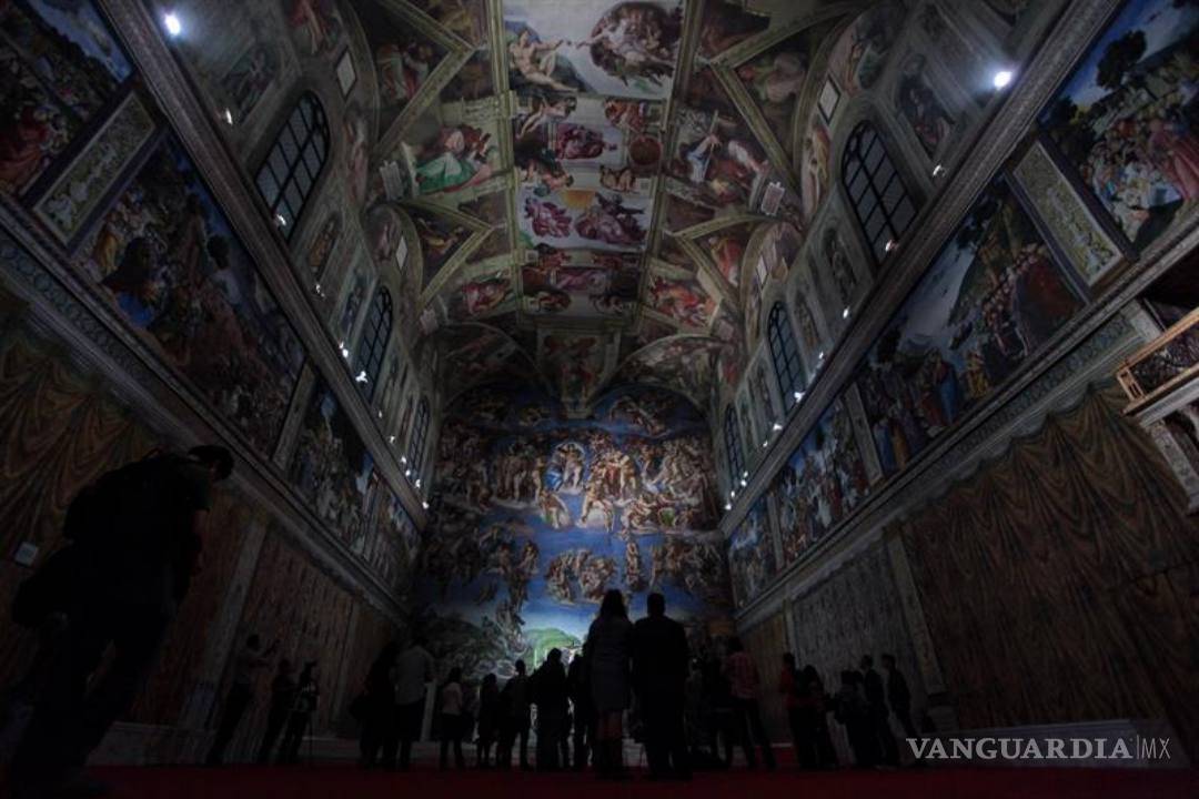$!Dos millones de fotografías replican frescos de la Capilla Sixtina en México