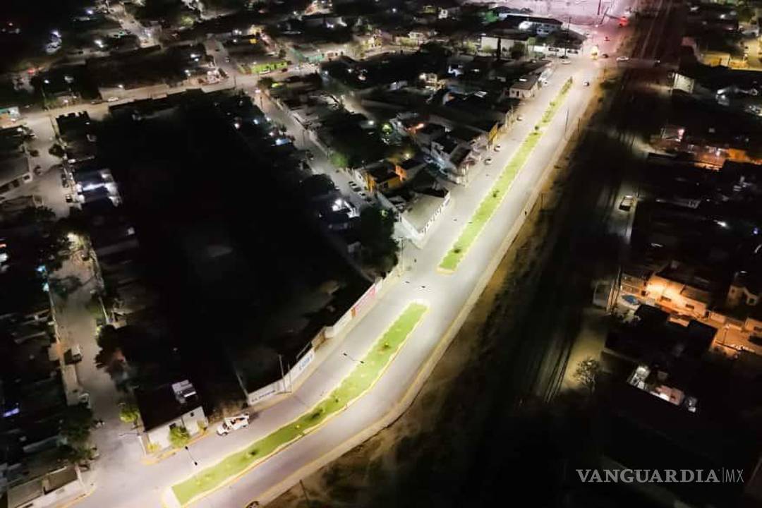 $!Se modernizó el alumbrado público en sectores como Revolución, Libertad, El Cura y Bulevar del Valle.