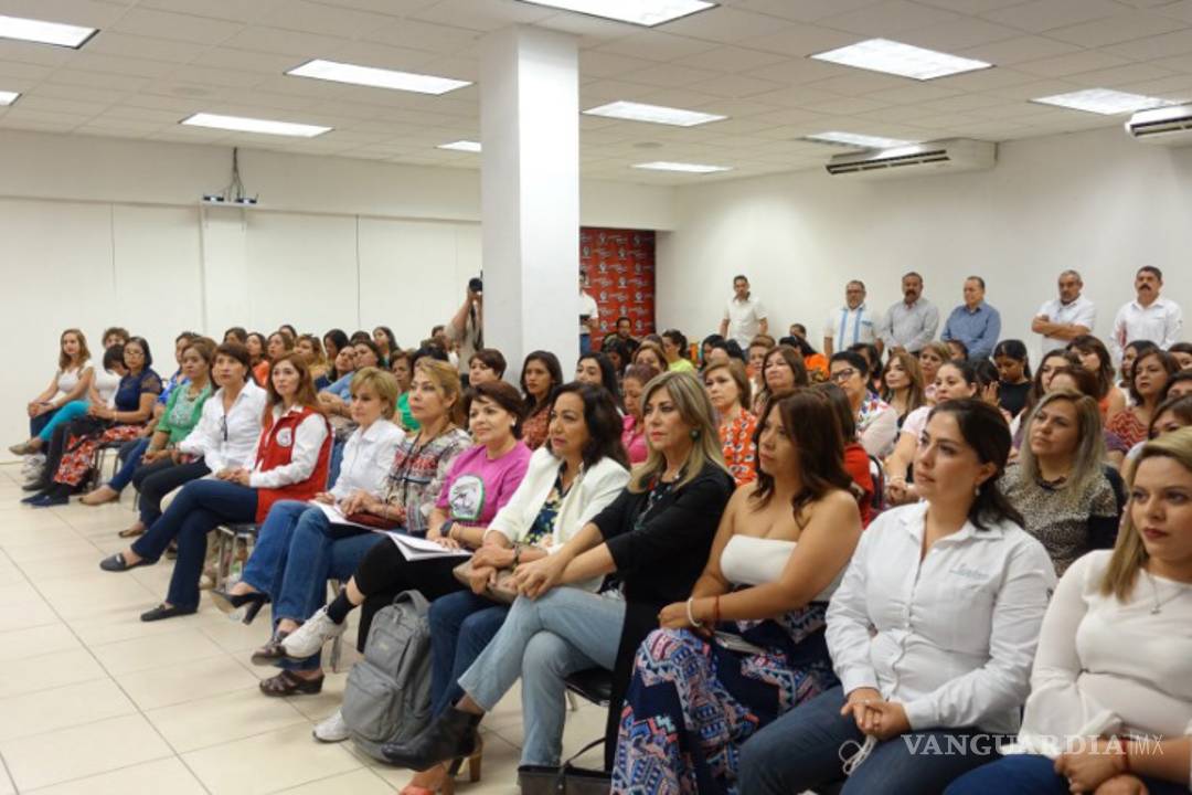 $!Inician las clases para 10 mil mujeres priístas