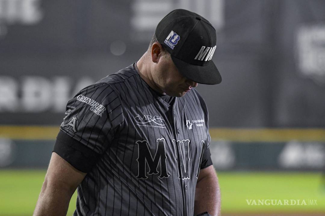 $!Acereros de Monclova no logró replicar su ofensiva del juego anterior y cayó 6-1 ante Saraperos, dejando la serie empatada.