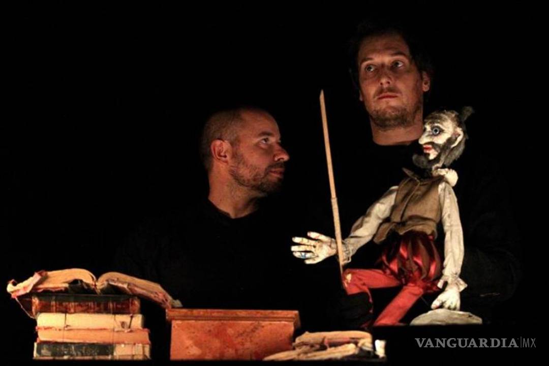 $!"Quijote", un juego de espejos entre actores y marionetas