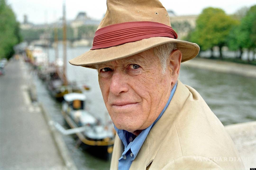 $!James Salter, escritor al que le gustaba frotar palabras en sus manos