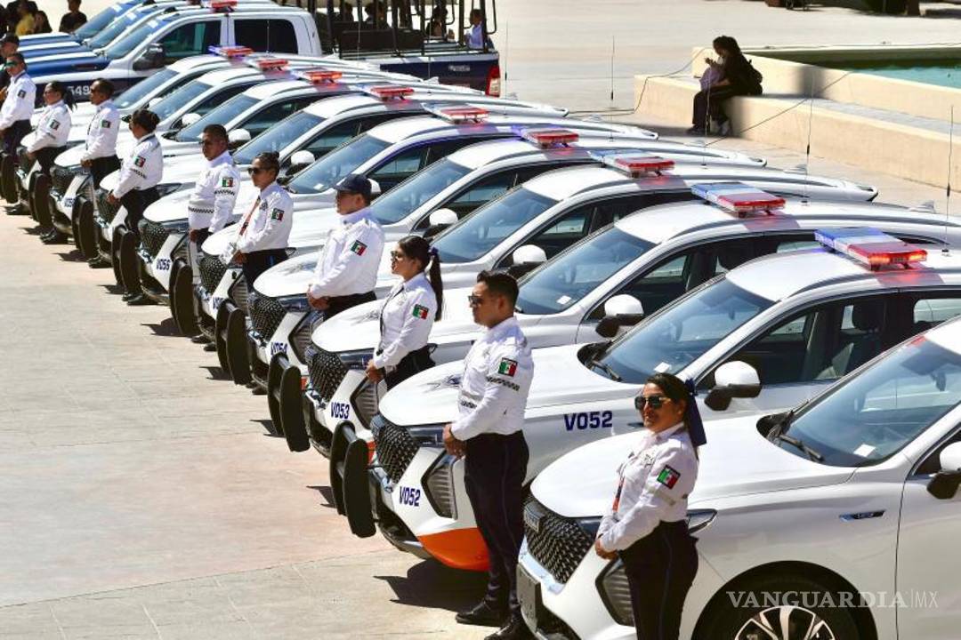 $!La policía de Torreón recibió equipamiento como parte de la estrategia integral de seguridad.
