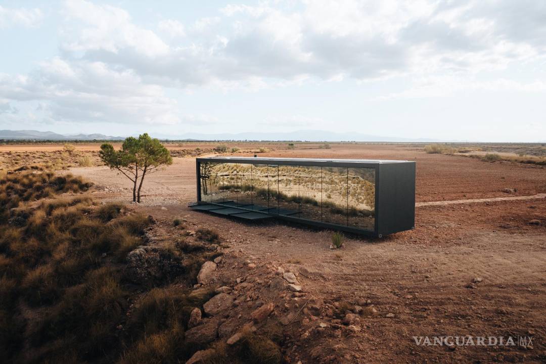 $!Vista exterior del District Hive en el desierto de Gorafe (Granada, España).