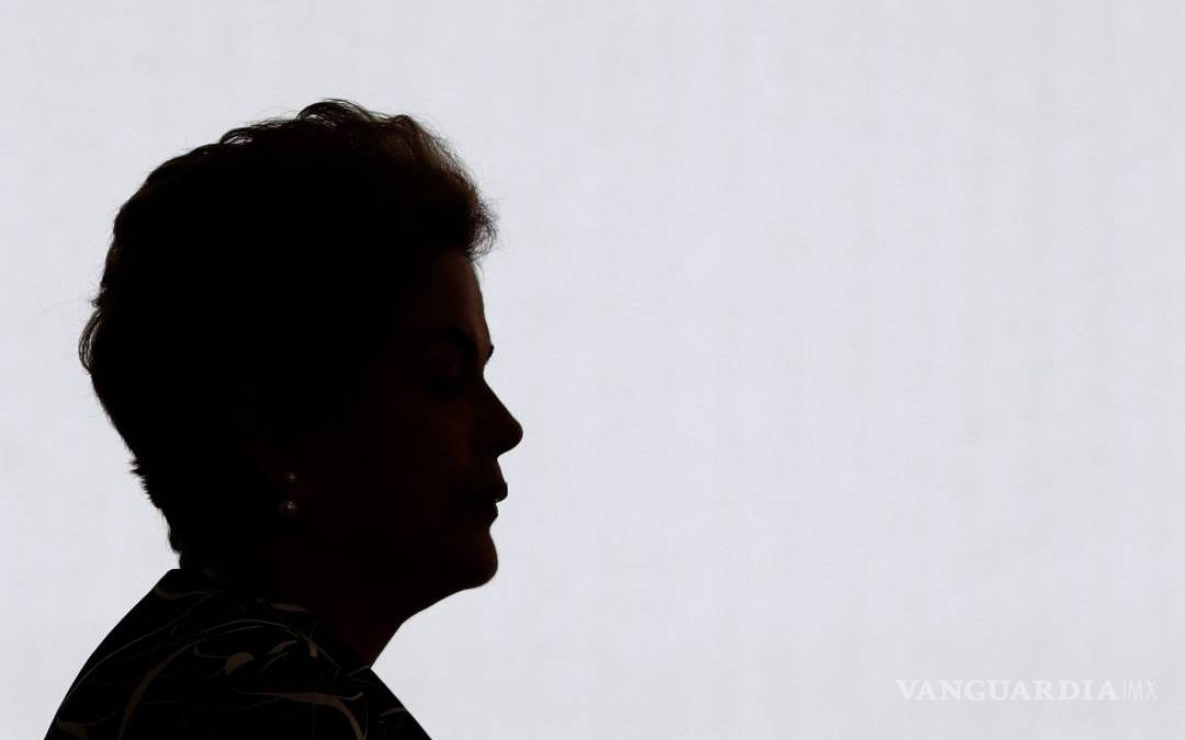 Senadores inician votación que puede dejar a Rousseff a un paso de un juicio