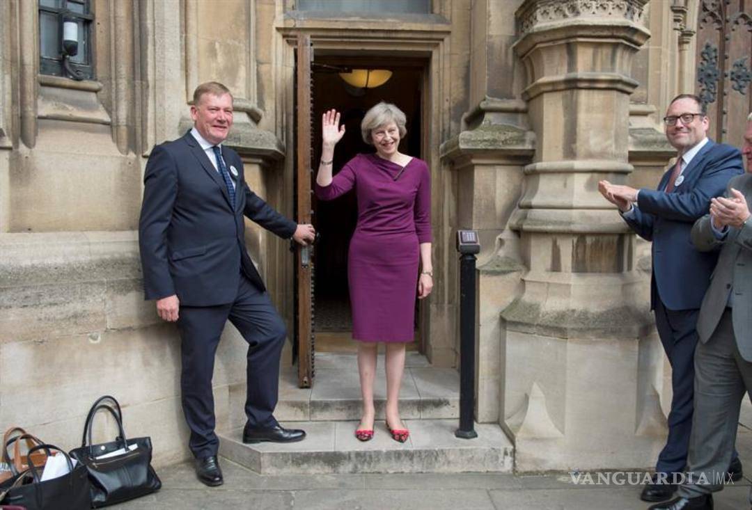 $!Theresa May y Andrea Leadsom se enfrentarán por suceder a Cameron