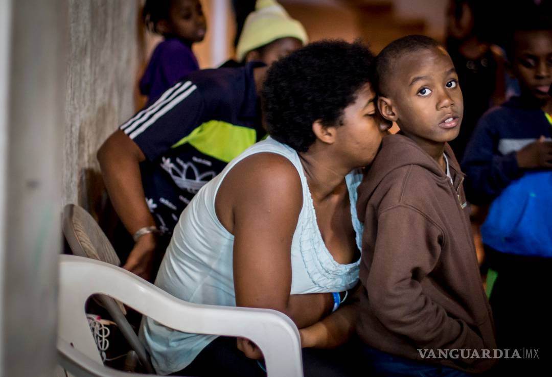 $!Madres migrantes pasan su día entre angustia y zozobra