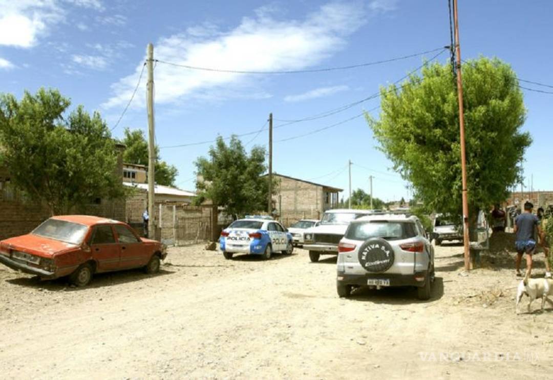 $!“No le pegas más a mamá”, hermanos matan a su padre para defender a su madre