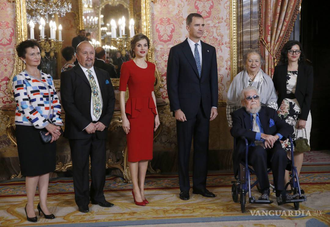 $!Obras de Fernando del Paso en el cuadro de honor de la lengua de Cervantes