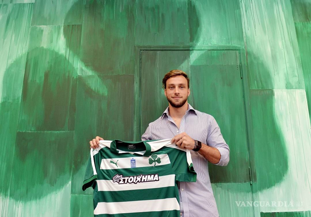 $!Los Tiburones Rojos son una 'calca' de los Cuervos de Nuevo Toledo (en Puebla) y cumplieron con tener a su Aitor Cardoné