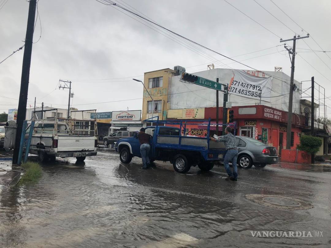 $!Refuerza Simas Torreón trabajos en puntos afectados por lluvias