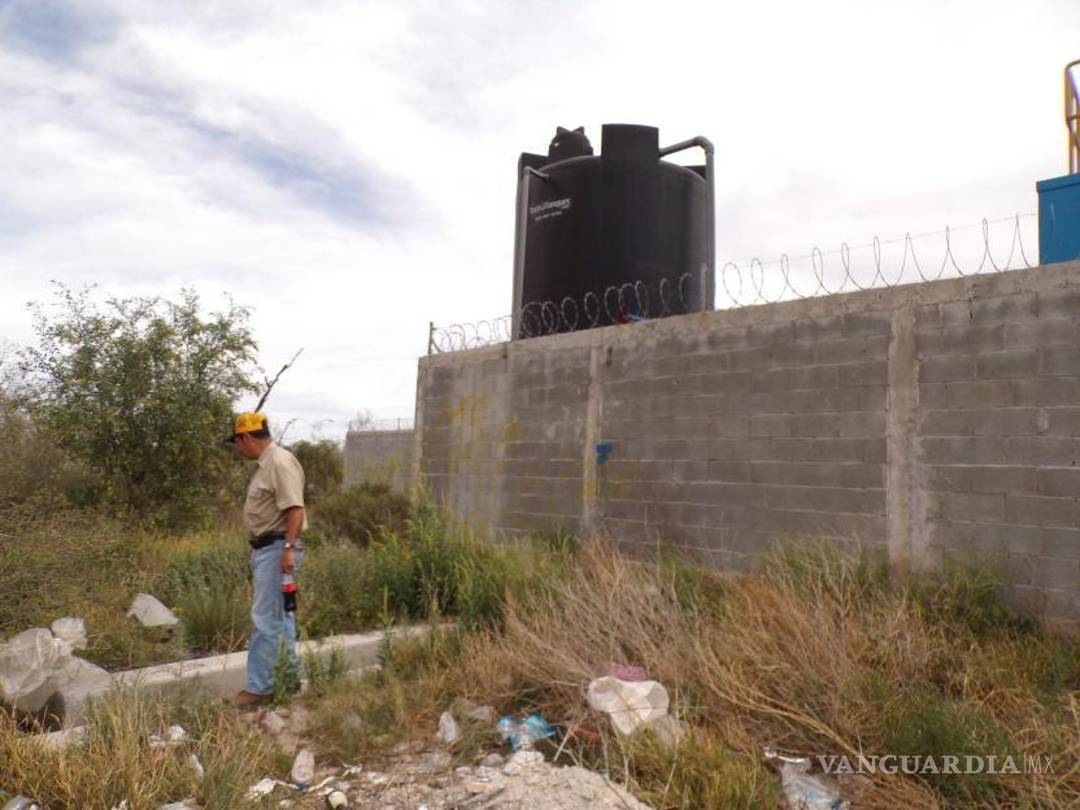 $!Denunciantes pusieron en evidencia el abandono de la zona y cómo hay quien la usa de tiradero.
