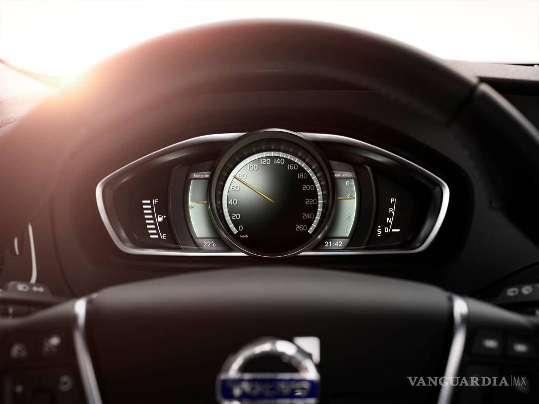 $!Volvo V40, equilibrado en todos los sentidos