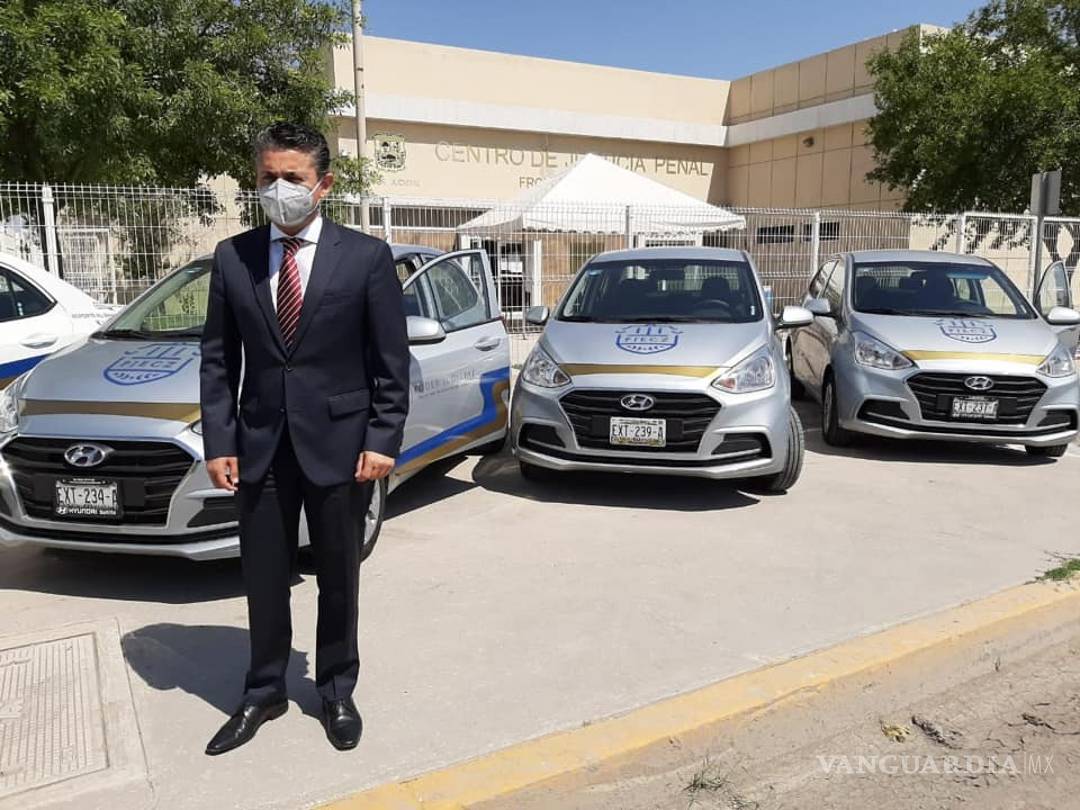 $!Entrega Mery Ayup unidades a Centros de Justicia en Coahuila