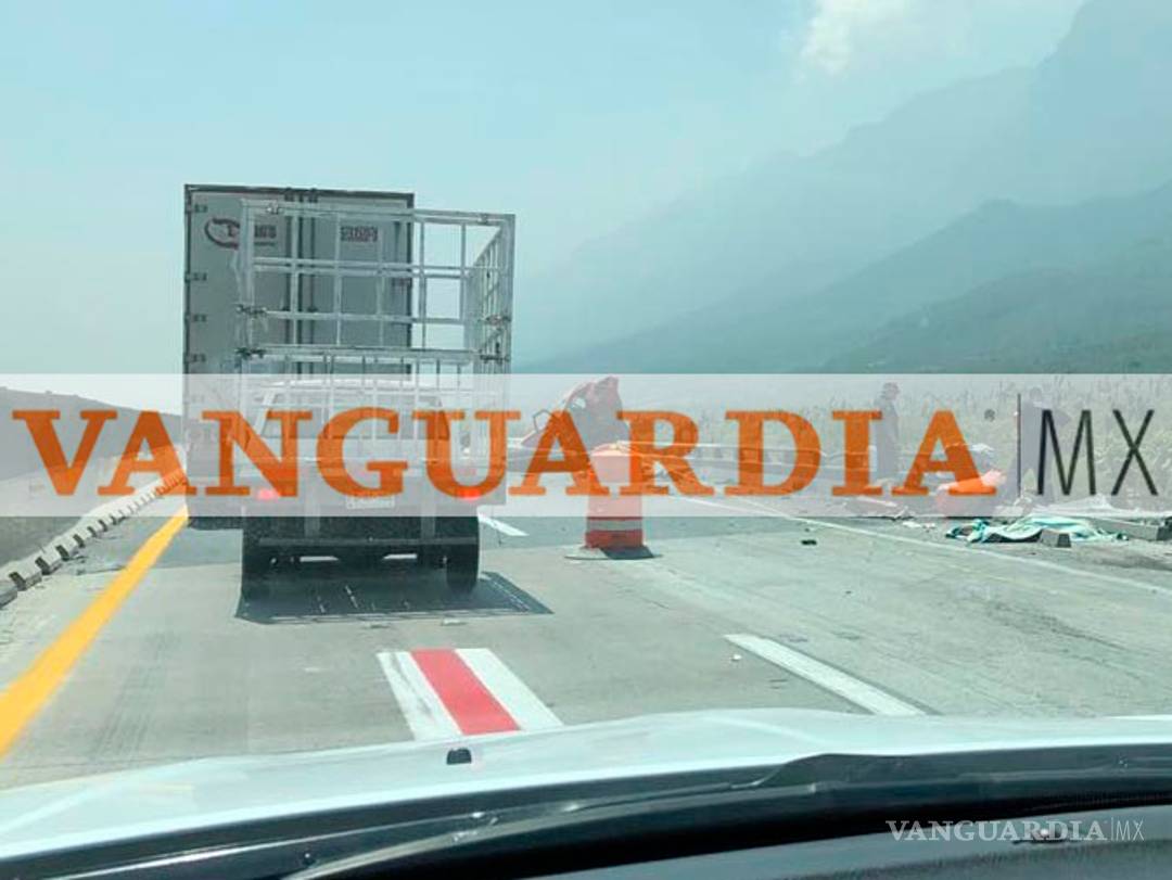 $!Atropellan a trabajadores en la Saltillo-Monterrey; reportan un muerto