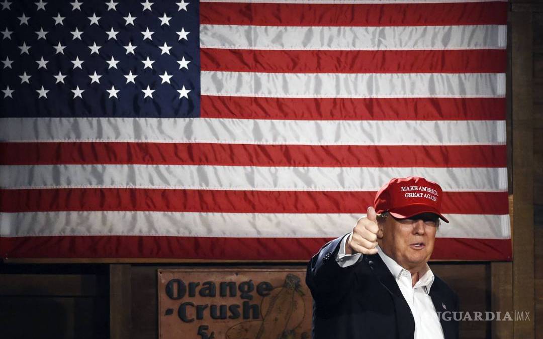 Trump boicotea debate republicano, organiza evento paralelo.