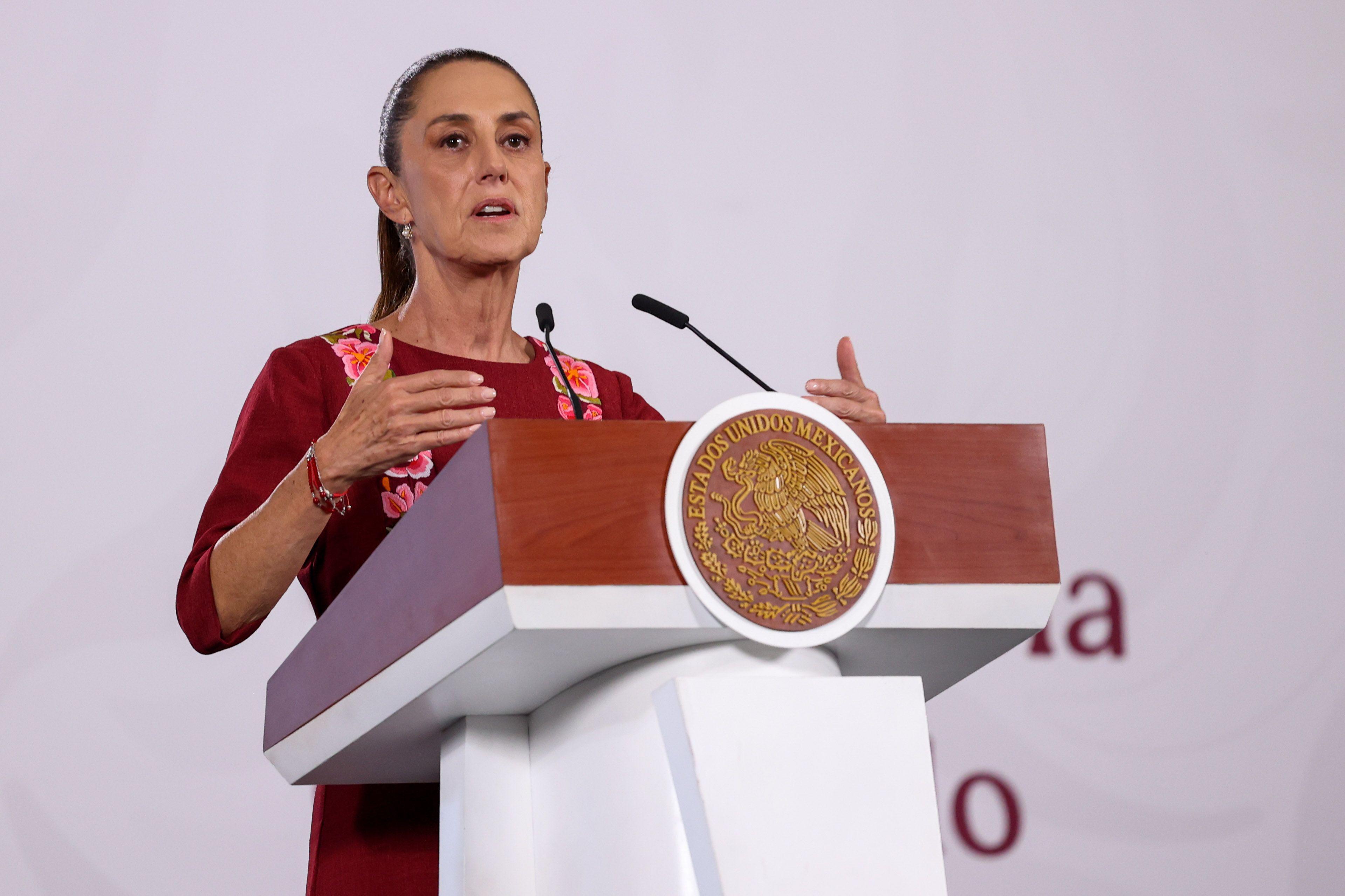 Llama Sheinbaum a embajadores en México a no meterse en asuntos internos