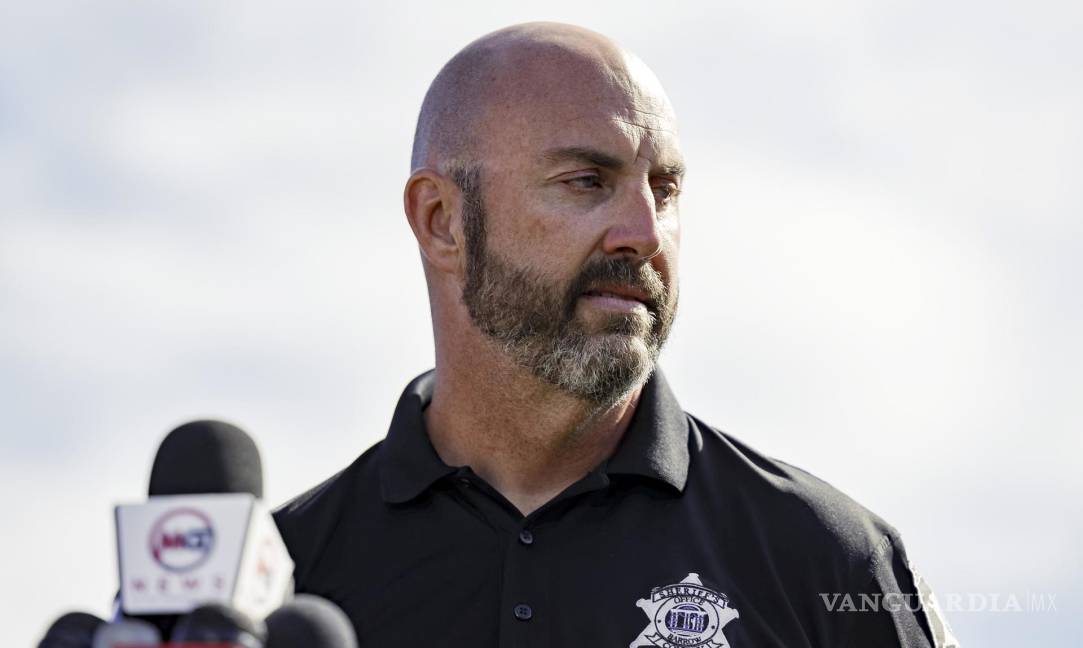 $!Jud Smith, sheriff del condado de Barrow, Georgia, habla durante una conferencia de prensa sobre un tiroteo en la escuela secundaria Apalachee en Winder, Georgia.