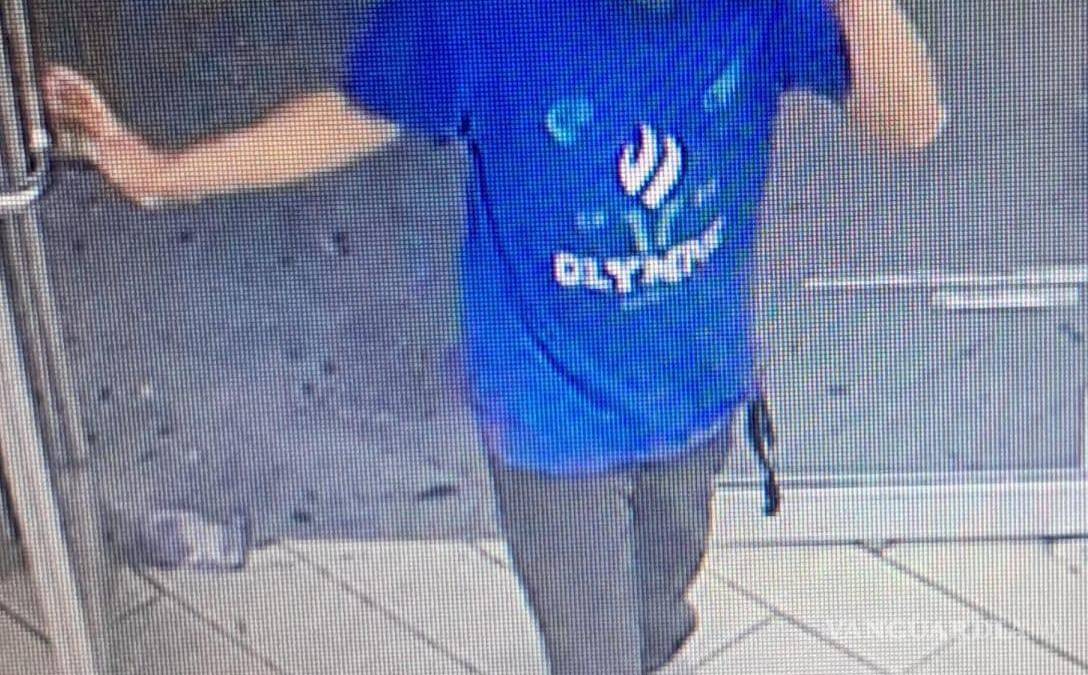Se cubría el rostro con bolsas de plástico para asaltar tiendas de conveniencia, en Monterrey