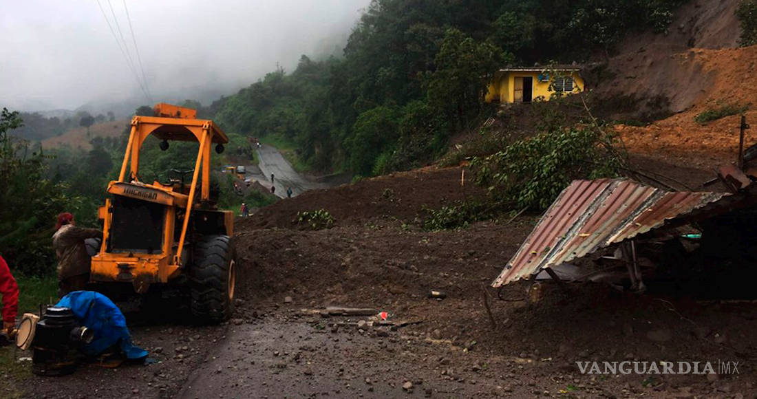 $!3 muertos y daños materiales en 11 municipios de Veracruz por lluvias