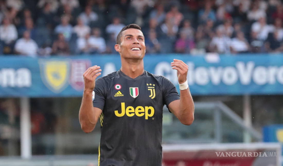$!Bajo la sombra de una acusación por violación, Cristiano Ronaldo regresa a la acción en la Serie A