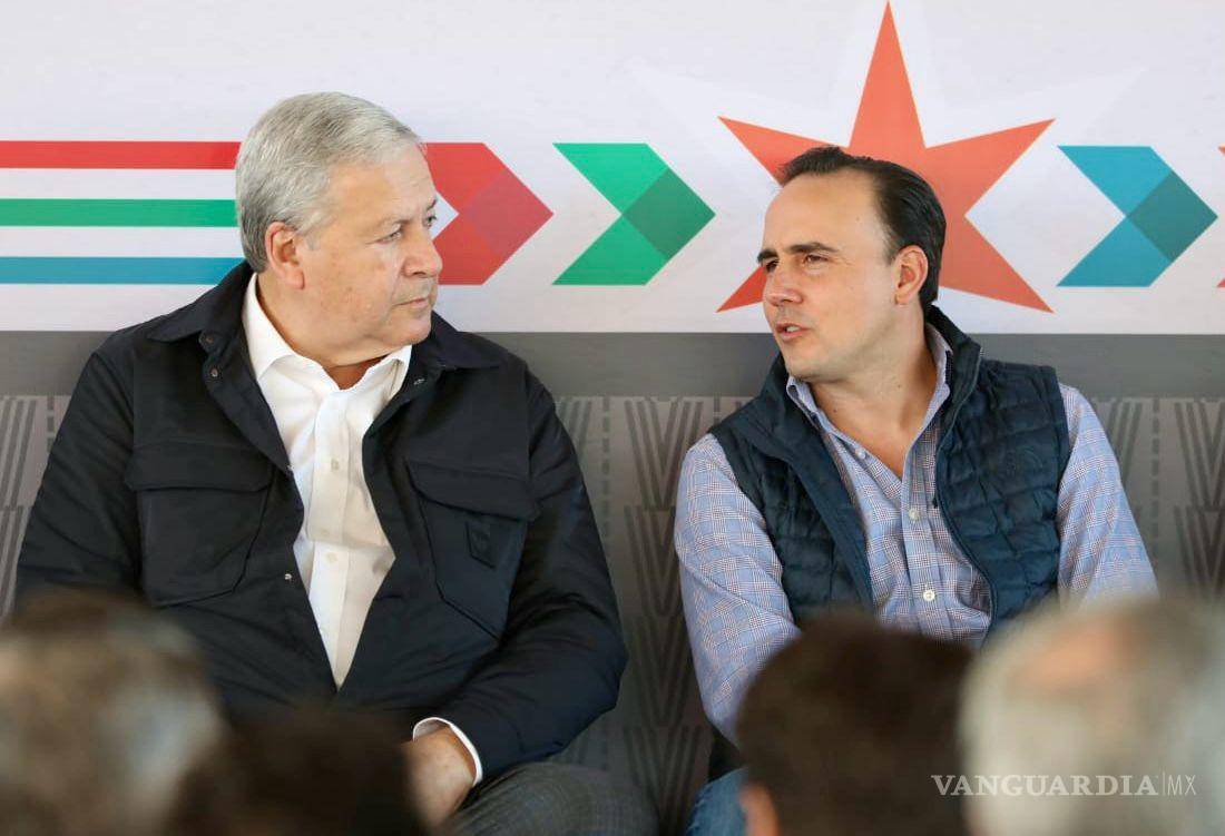 $!Fraustro Siller aprovechó la ocasión para destacar el respaldo del gobernador Jiménez Salinas a Saltillo.