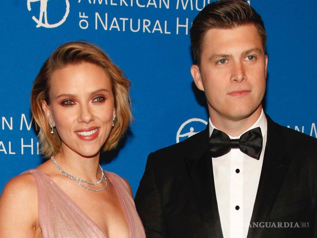 $!‘Aquí conocí al amor de mi vida’, Scarlett Johansson declara su amor abiertamente en SNL