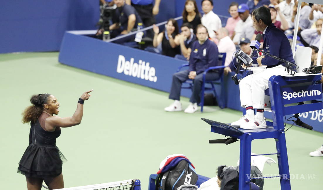 $!Serena Williams se descontrola y arma 'teatro' en el triunfo de Naomi Osaka, primera japonesa en ganar el US Open
