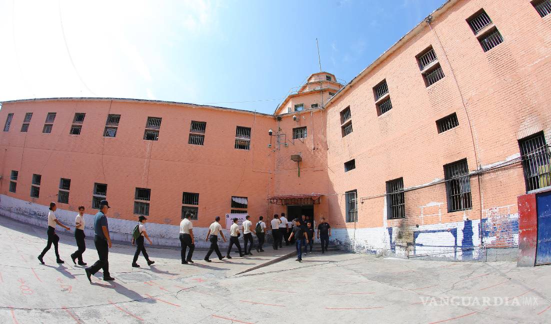 Arrancan visitas al público en general, al Penal del Topo