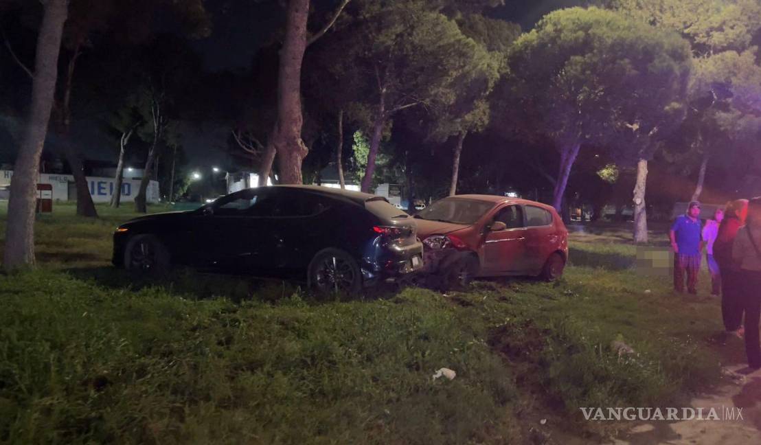 $!A pesar de lo aparatoso del accidente, no se reportaron personas lesionadas.