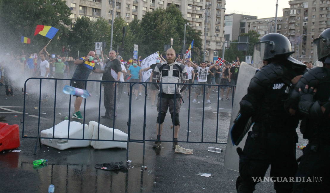 $!Manifestación antigubernamental en Bucarest deja más de 400 heridos