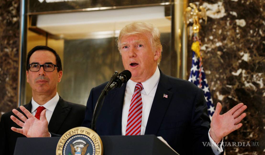 Steven Mnuchin se niega a entregar a demócratas la declaración de impuestos de Trump