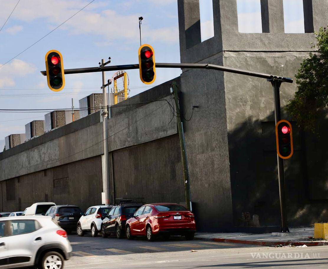 $!Con nuevos dispositivos en intersecciones clave, se espera una mejora sustancial en la movilidad del bulevar Carranza.