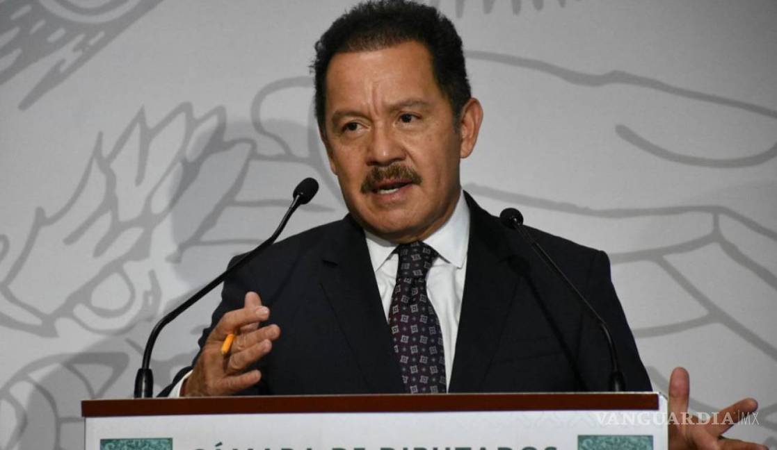 Hay quienes creen en el chupacabras y en la vacuna rusa: Morena