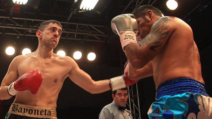 ‘Bayoneta’, mucha fuerza, poca técnica