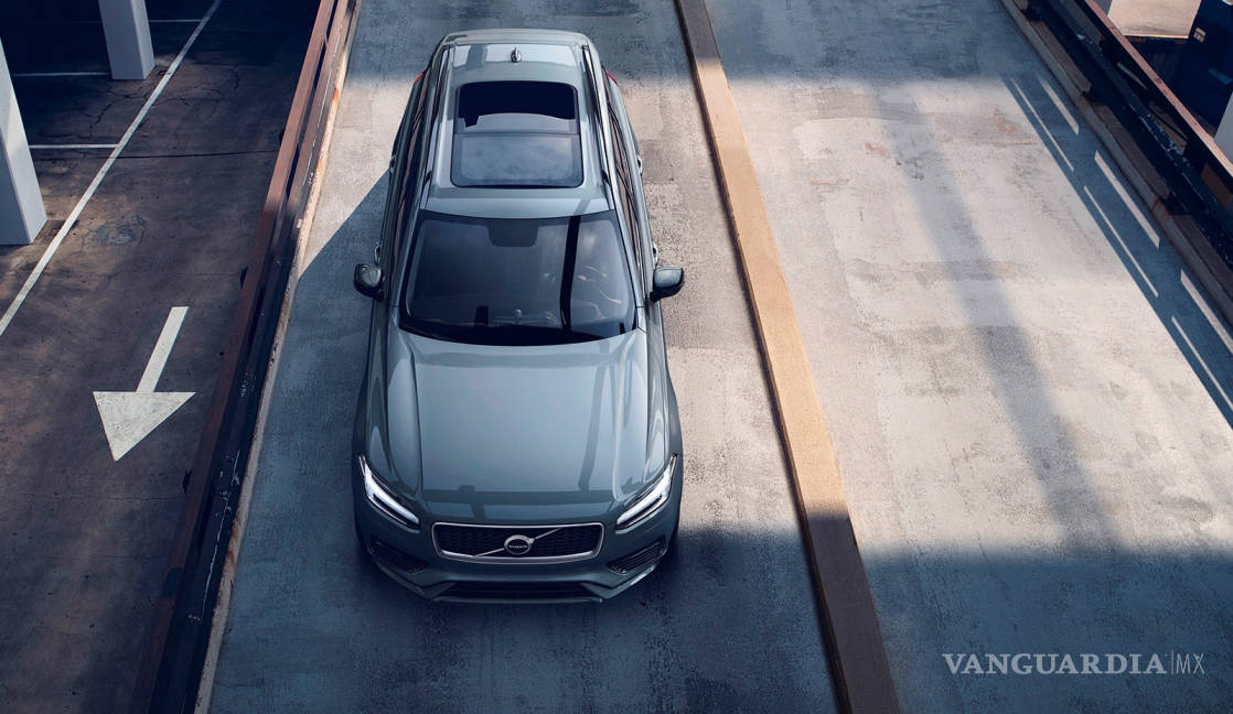 $!El Volvo XC90 se actualiza para ser más eficiente, más seguro y conectado