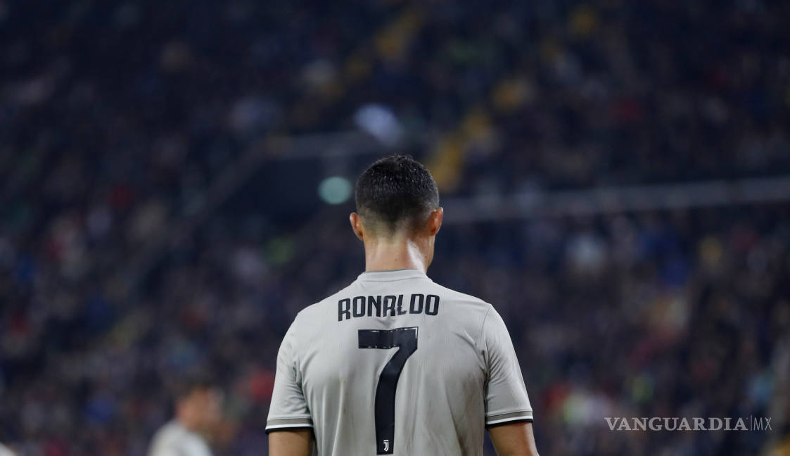 $!En medio de la acusación por violación, Cristiano Ronaldo se sacude el estrés con un golazo
