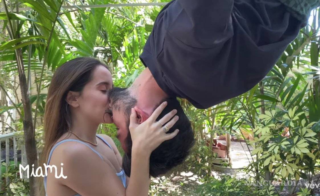 $!¿Qué famosos salen en el video de 'Antes que el mundo se acabe' de Residente?