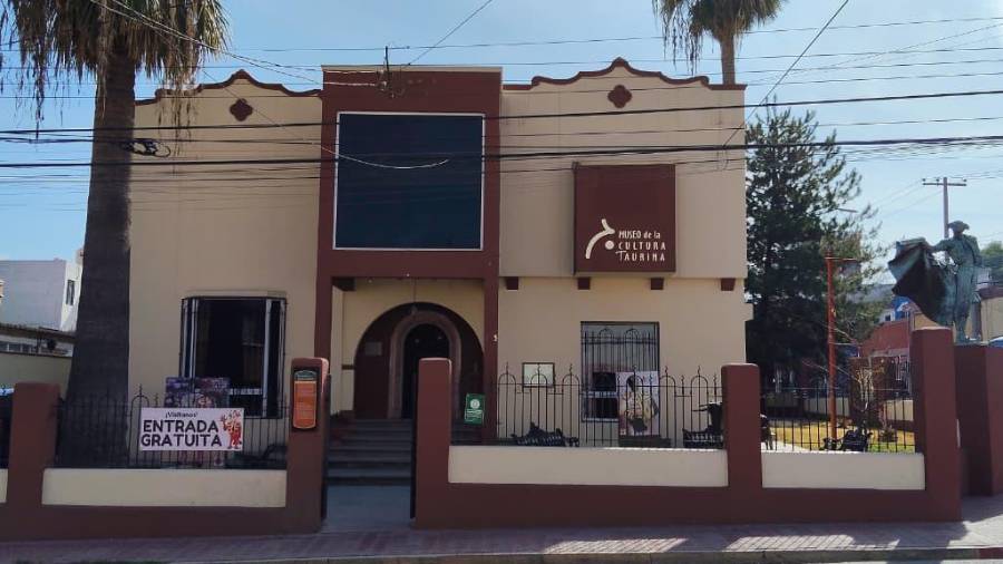 El Museo de la Cultura Taurina de Saltillo mantiene abiertas sus puertas como un espacio dedicado a preservar la memoria histórica y cultural relacionada con la tauromaquia en México y Latinoamérica.